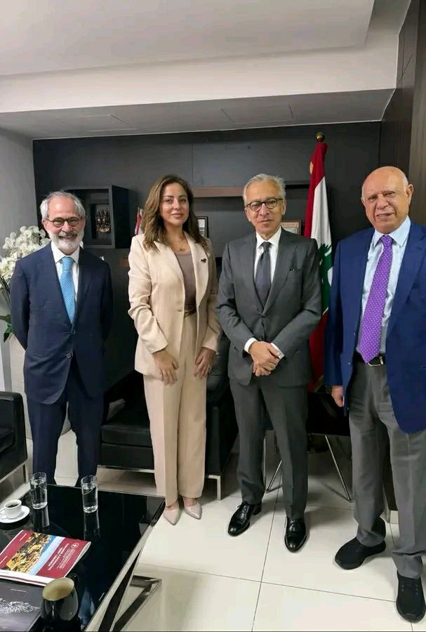 زيارة مجلس الأعمال السوري اللبناني إلى معالي وزير الاقتصاد الدكتور عامر بساط لمناقشة تعزيز التعاون على مستوى قطاع الأعمال بين البلدين